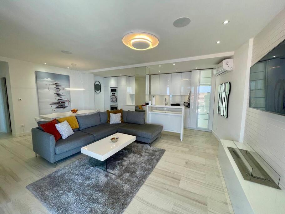 Modern 2Bdrm Apt Luxeview4- Seaview Dubrovnik Exterior foto